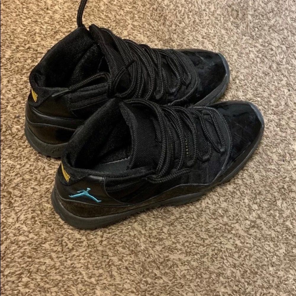 jordan gamma 11 size 10.5